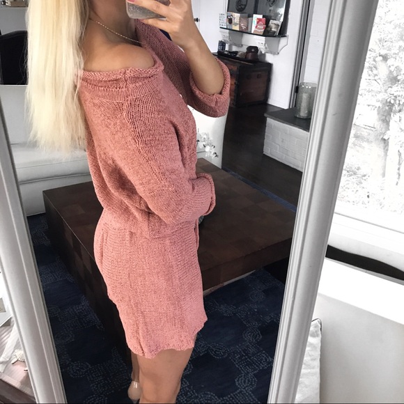 🆕 ROSE KNIT CAPRI SLEEVE OPEN SHOULDER ROMPER! - Picture 4 of 10